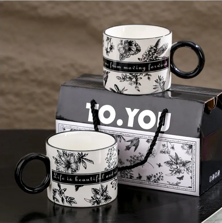 Set 2 căni din ceramică, „TO YOU” alb-negru, în cutie cadou premium, 310 ml, eCarla, KB11
