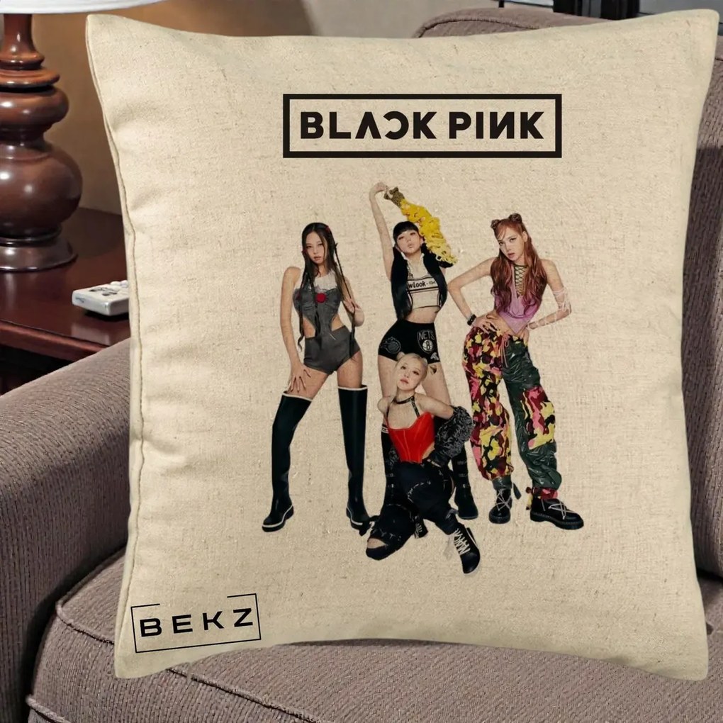Perna Personalizata K-pop BLACKPINK Fotografie de Grup, 40x40 cm, Bej, Husa Detasabila, Perna Inclusa, BEKZ®