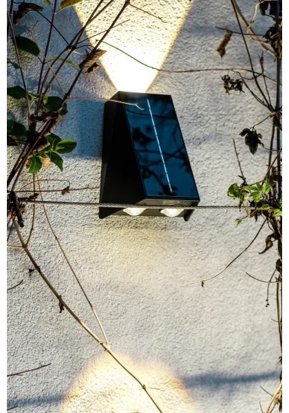 Aplică LED solară Brilagi PYRAMID LED/2W/3,2V 1300 mAh IP54