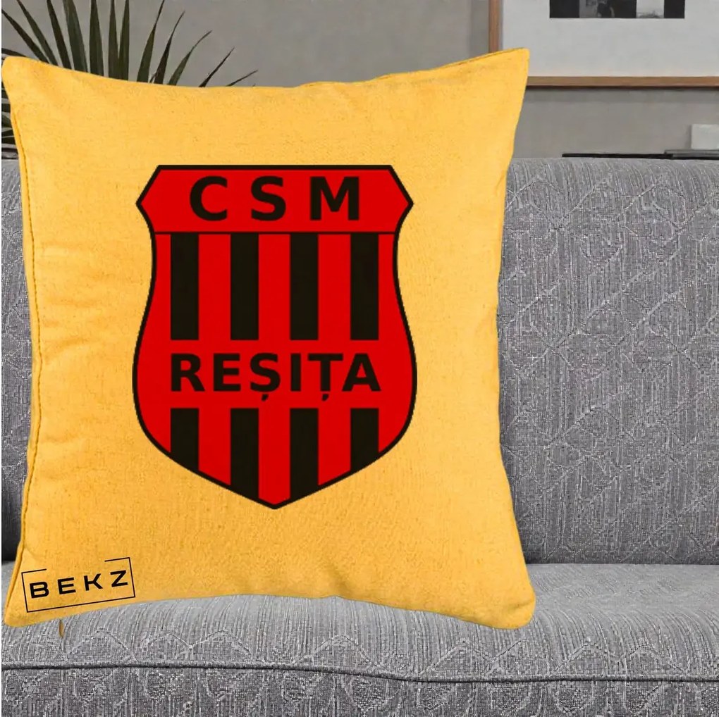 Perna Personalizata CSM Resita Fotbal, 40x40 cm, Galben, Husa Detasabila, Perna Inclusa, BEKZ®