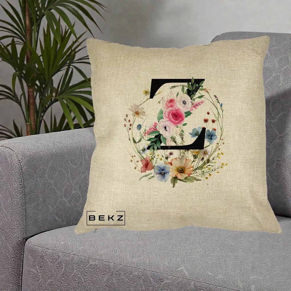 Cadou Personalizat - Perna Personalizata Monograma Florala Litera Z cu Coroana, 40x40 cm, Crem, Husa Detasabila, Perna Inclusa, BEKZ®