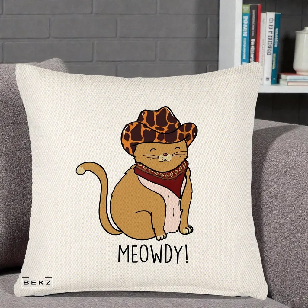 Perna Decorativa Pisica Cowboy Meowdy, 40x40 cm, Crem Reliefat, Husa Detasabila, Perna Inclusa, BEKZ®