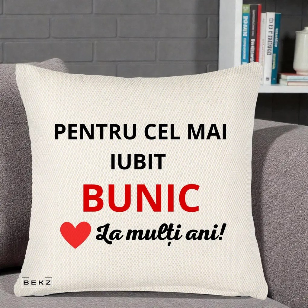 Cadou pentru Bunic - Perna Personalizata Pentru Cel Mai Iubit Bunic La Multi Ani Rosu, 40x40 cm, Crem Reliefat, Husa Detasabila, Perna Inclusa, BEKZ®