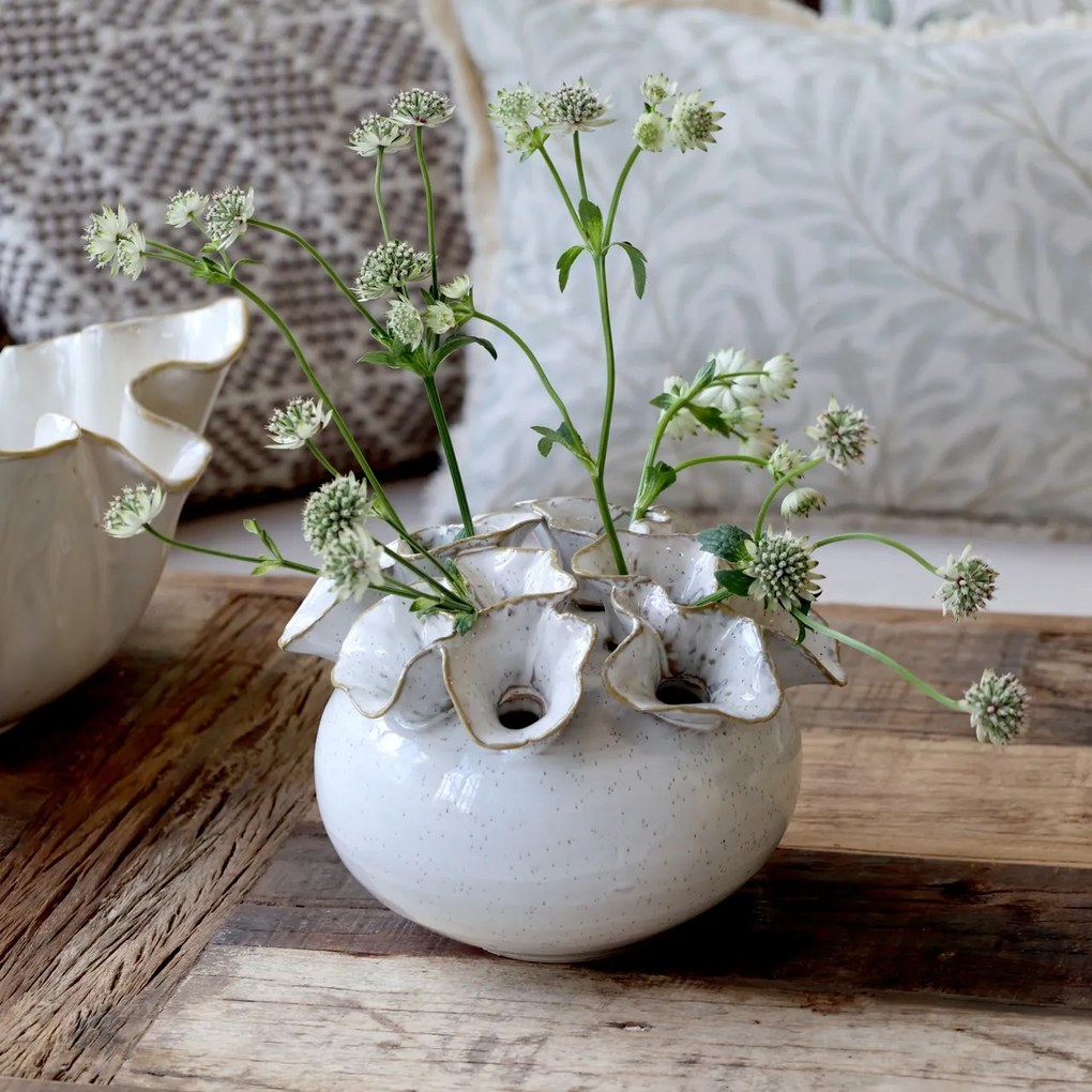 Vază din ceramică crem antichizat, lucrată manual, pentru 12 flori, H15/D21 cm