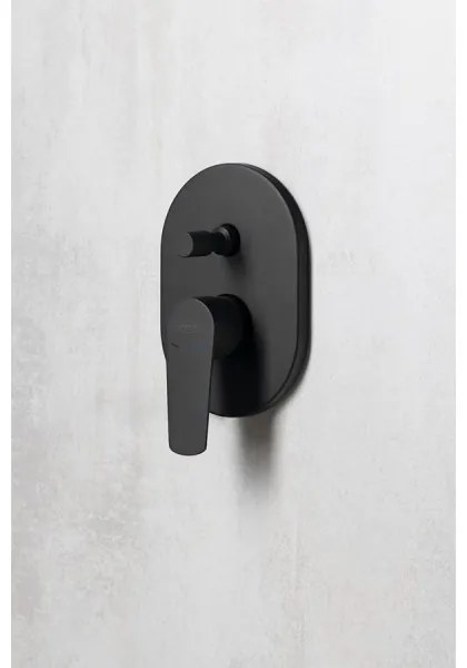 Set de duș pentru instalare ascunsă Aqualine LOTTA negru mat