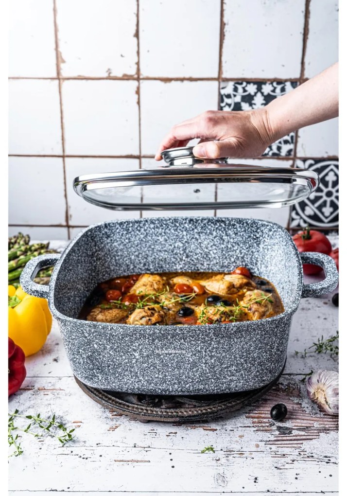 Oală pătrată cu capac 28x28 cm, 6.5L – Klausberg KB 7532, strat marmură antiaderent, gri, compatibilă cu inducție și plite clasice