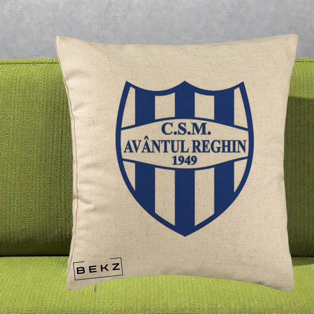 Perna Personalizata CSM Avantul Reghin 1949, 40x40 cm, Bej, Husa Detasabila, Perna Inclusa, BEKZ®