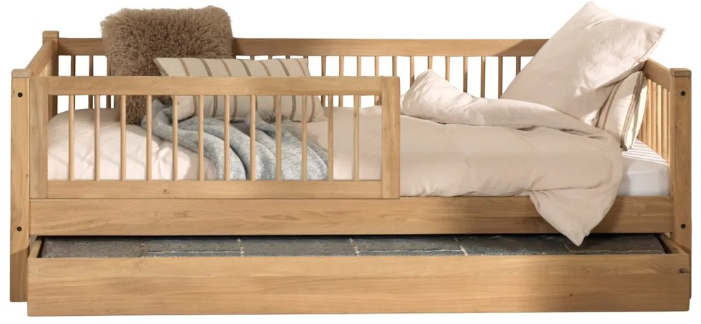 Set FORREST OAK format dintr-un Pat copii cabină (90 x 200 cm), un sertar și o bară de siguranță.