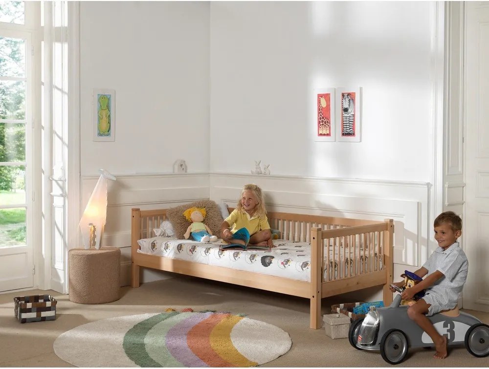 Pat pentru copii în culoare naturală din lemn de fag cu somieră 90x200 cm Forrest – Vipack