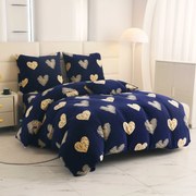 Lenjerie de pat microfleece GOLDEN HEARTS albastru inchis Dimensiunile lenjeriei: 70 x 90 cm | 140 x 200 cm