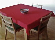 Fata de masa din teflon visinie Dimensiune: 120 x 140 cm