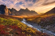 Fotografie Mountain Paradise, Chris Moore