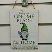 Placuta decorativa din lemn There's Gnome Place Like Home 30 cm