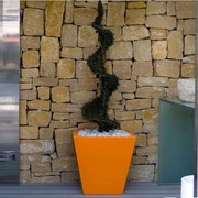 Ghiveci plante, flori design decorativ modern pentru amenajari interioare si exterioare, SQUARE CONE POT 41140R Vondom