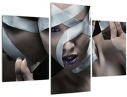 Tablou cu femeie și panglică (90x60 cm)