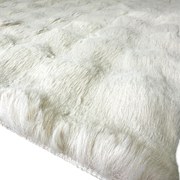 Covor pufos imitatie blana de iepure 3D crem CFF122