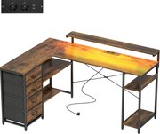 HOMCOM Birou de gaming în formă de L cu priză integrată, iluminare LED, 4 sertare, suport monitor 155x110x91,4 cm Maro | Aosom Romania