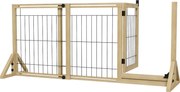 PawHut Gard Extensibil pentru Câini, Gard de Siguranță pentru Animale cu Ușă și 2 Panouri, Picioare Triangulare, 112-159x70 cm, Lemn Natural | Aosom Romania