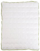 Patura matlasata pentru toate anotimpurile BELLA ALOE VERA 140x200 cm, alba