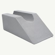 Perna ortopedica ridicare picioare memory foam 45°, husa catifea, Gri