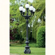 Stalp impunator cu 5 brate, iluminat exterior din fier forjat, inaltime 462cm, AL 6666