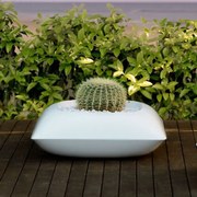 Ghiveci plante, Jardiniera de flori design decorativ modern pentru amenajari interioare si exterioare, PILLOW PLANTER 55004R Vondom