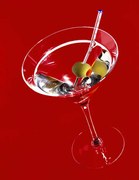 Fotografie Martini with olives, Brian Hagiwara