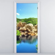 Fototapet pentru ușă - Lac din jungla Seychelles (95x205cm)