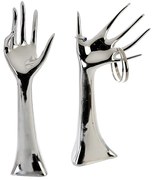 Set 2 suporturi de bijuterii Hand, rasina, argintiu, 31 cm