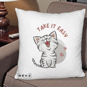 Perna Personalizata Take It Easy Cat, 40x40 cm, Alb Pufos, Husa Detasabila, Perna Inclusa, BEKZ®