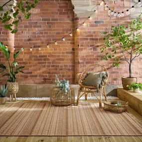 Covor pentru exterior și interior în culoare naturală 200x290 cm Farah Stripe – Flair Rugs
