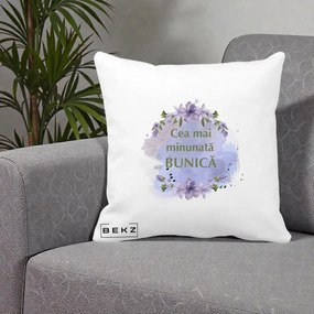Cadou pentru Bunica - Perna Personalizata Cea Mai Minunata Bunica Flori Mov Acuarela Verde, 40x40 cm, Alba Mata, Husa Detasabila, Perna Inclusa, BEKZ®