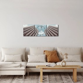 Tablou cuavion între clădiri (cu ceas) (90x30 cm)