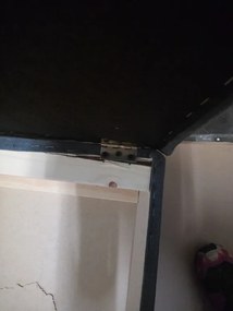 Oferta Taburet Zenova gri inchis cu spatiu de depozitare 65x65 cm Clasa II