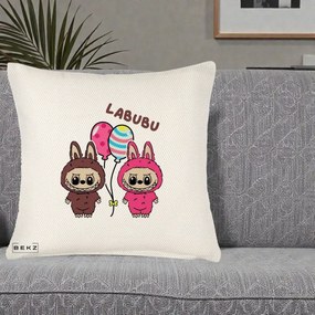 Perna Personalizata Labubu Cuplu cu Baloane, 40x40 cm, Crem Reliefat, Husa Detasabila, Perna Inclusa, BEKZ®