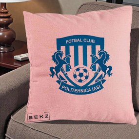 Perna Personalizata FC Politehnica Iasi Fotbal, 40x40 cm, Roz, Husa Detasabila, Perna Inclusa, BEKZ®