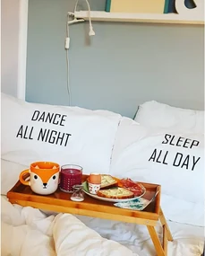 Cană din ceramică Sass & Belle Kawaii Fox, 450 ml