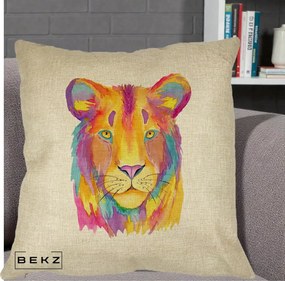 Perna Decorativa Leu Acuarela Curcubeu, 40x40 cm, Crem, Husa Detasabila, Perna Inclusa, BEKZ®