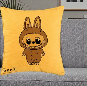 Perna Personalizata Labubu Maro Natural Solo, 40x40 cm, Galben, Husa Detasabila, Perna Inclusa, BEKZ®