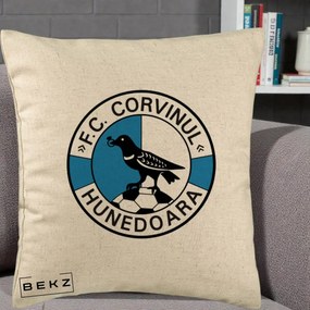 Perna Personalizata FC Corvinul Hunedoara Fotbal, 40x40 cm, Bej, Husa Detasabila, Perna Inclusa, BEKZ®