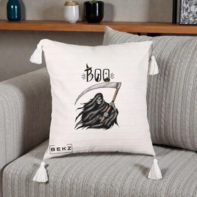 Perna Decorativa Halloween Boo Grim Reaper cu Coasa, 40x40 cm, Bej cu Franjuri, Husa Detasabila, Perna Inclusa, BEKZ®