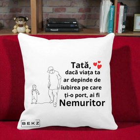 Cadou pentru Tata - Perna Personalizata Tata Nemuritor Joaca cu Mingea, 40x40 cm, Alba Mata, Husa Detasabila, Perna Inclusa, BEKZ®