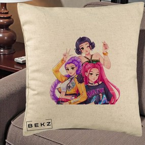 Perna Personalizata K-pop HUNTRX Trio Animat Fete Foto, 40x40 cm, Bej, Husa Detasabila, Perna Inclusa, BEKZ®