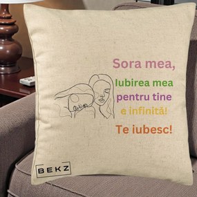 Cadou pentru Sora - Perna Personalizata Sora Mea Te Iubesc Line Art Fete Colorate Brate Ridicate, 40x40 cm, Bej, Husa Detasabila, Perna Inclusa, BEKZ®