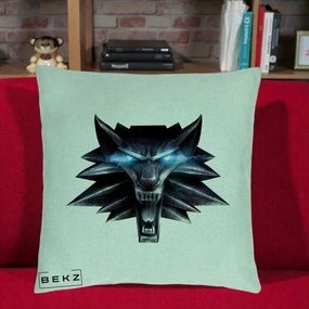 Perna Decorativa The Witcher Wolf Head, 40x40 cm, Verde Menta, Husa Detasabila, Perna Inclusa, BEKZ®
