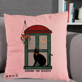 Perna Decorativa Judging You Silently Pisica Geam, 40x40 cm, Roz, Husa Detasabila, Perna Inclusa, BEKZ®