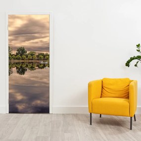 Fototapet pentru ușă - Copaci și lac (95x205cm)