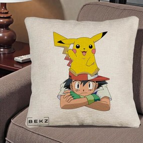 Perna Personalizata Ash si Pikachu, 40x40 cm, Bej Canapea, Husa Detasabila, Perna Inclusa, BEKZ®