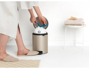 Cos de gunoi cu pedala Brabantia NewIcon 1003198, 5 L, Inchidere lina, Baza antiderapanta, Auriu metalic