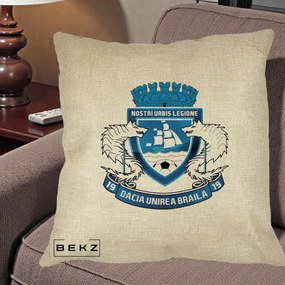 Perna Personalizata Dacia Unirea Braila 1919 Fotbal, 40x40 cm, Crem, Husa Detasabila, Perna Inclusa, BEKZ®
